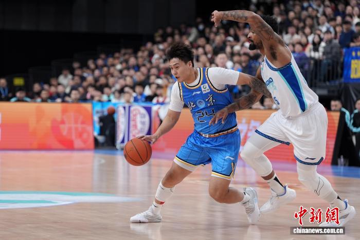 CBA常规赛第20-22轮：广厦三连胜领跑 北控三战全