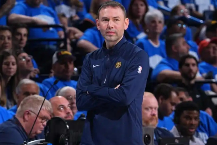 约基奇穆雷双星闪耀掘金险胜独行侠