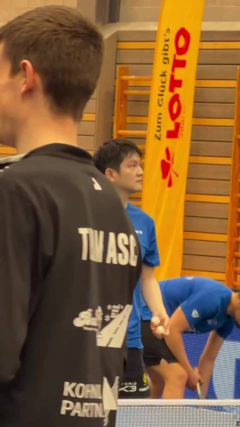 莫雷高德力克皮切福德晋级WTT澳门冠军赛14决赛