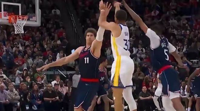 勇士逆转快船鏖战三节决胜 76人锁定东部席位