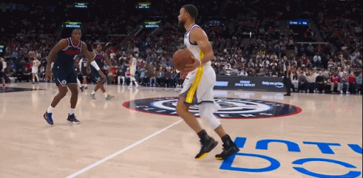 勇士逆转快船鏖战三节决胜 76人锁定东部席位